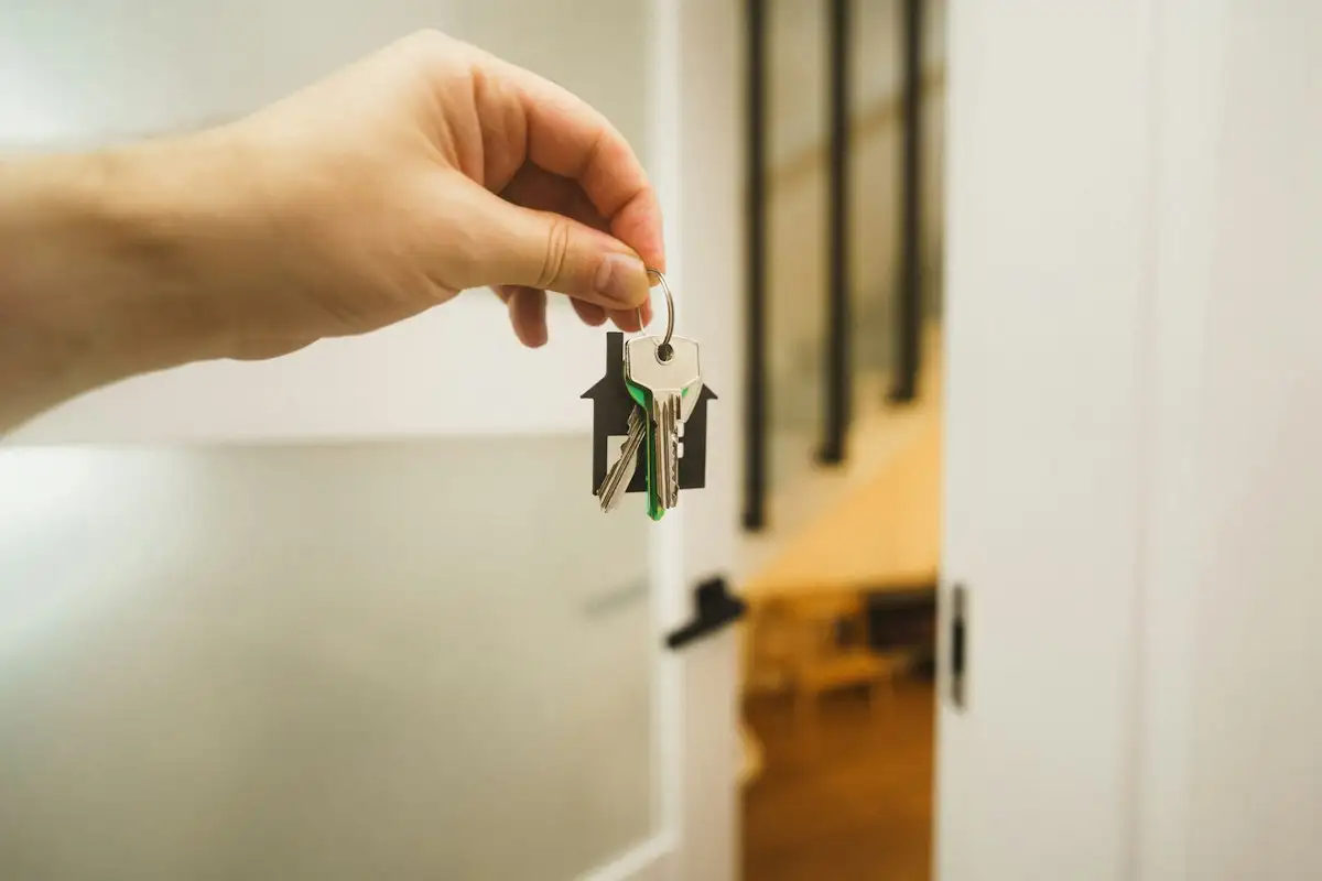 Handing back keys
